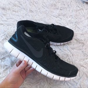 nike free run womens black